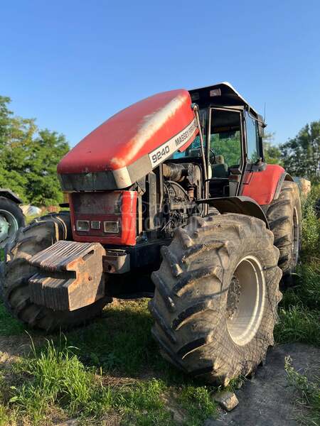 Massey Ferguson 9240