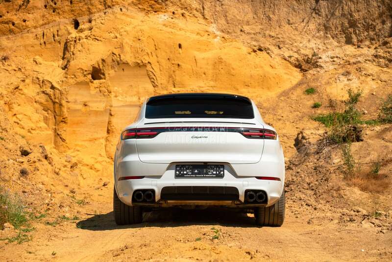 Porsche Cayenne Coupe/E- Hybrid / 22