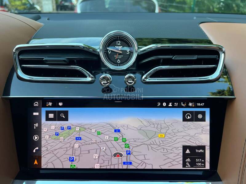 Bentley Bentayga V8 PANO CHROME FUL