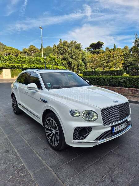 Bentley Bentayga V8 PANO CHROME FUL