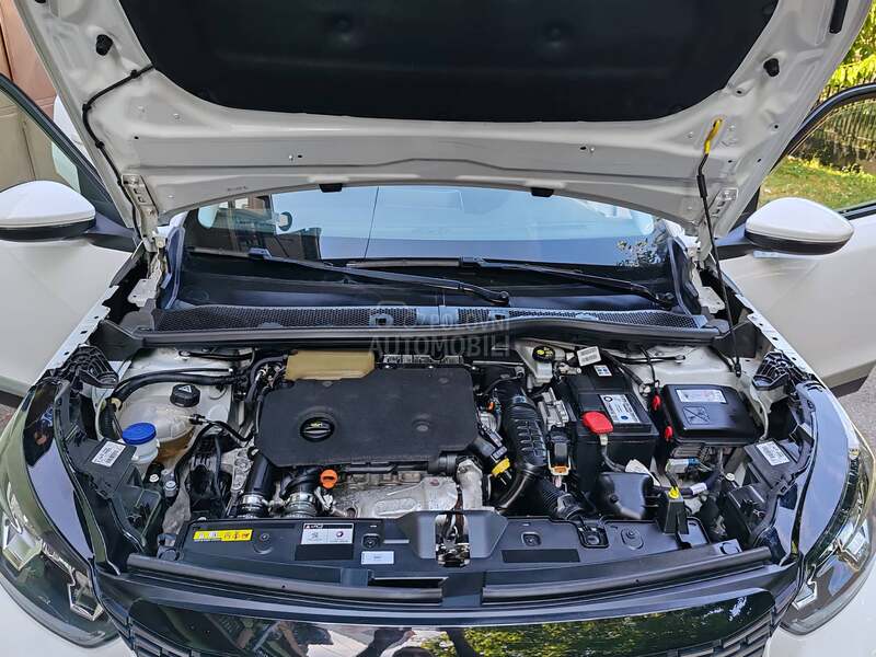 Peugeot 2008 1.5 hdi ALLURE