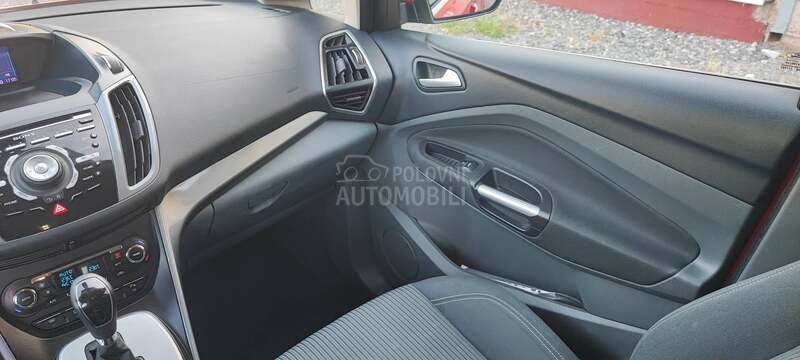 Ford C-Max Titanium