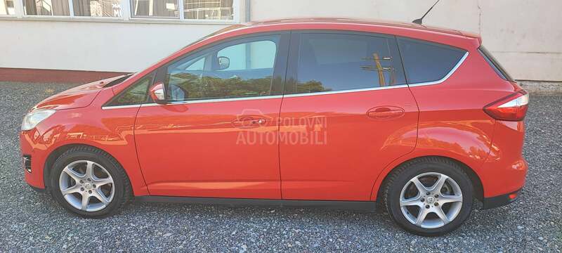 Ford C-Max Titanium