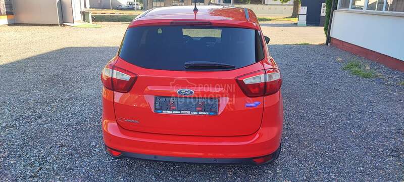 Ford C-Max Titanium