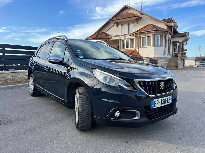Peugeot 2008 style v.servi