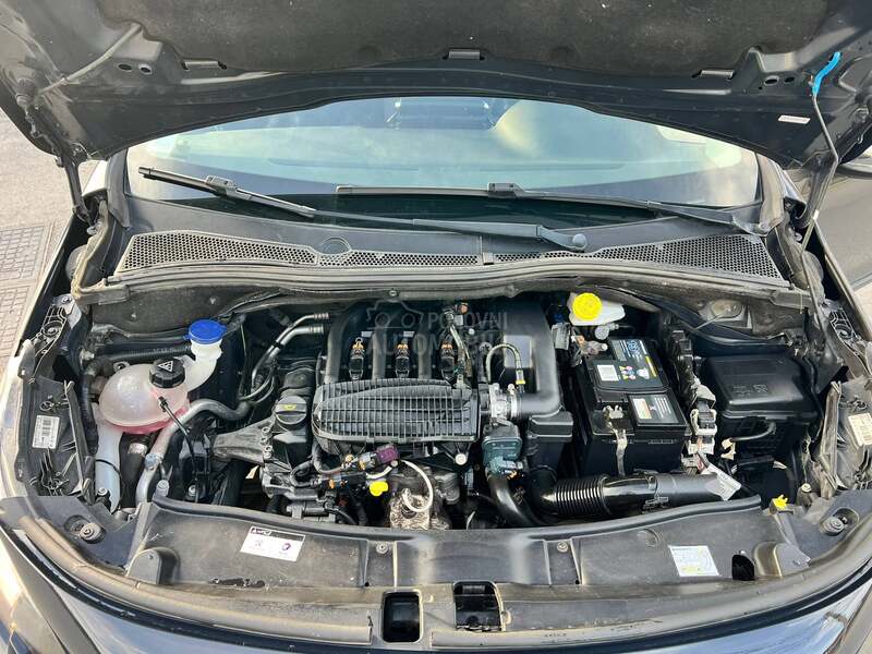 Peugeot 2008 style v.servi