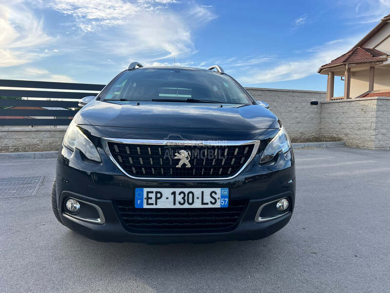 Peugeot 2008 style v.servi