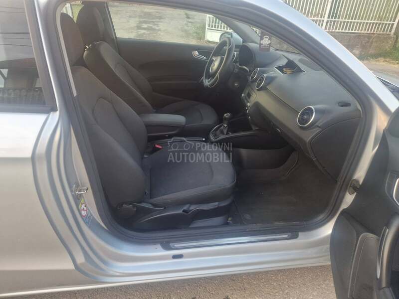 Audi A1 1.6 TDI IZUZEETAN