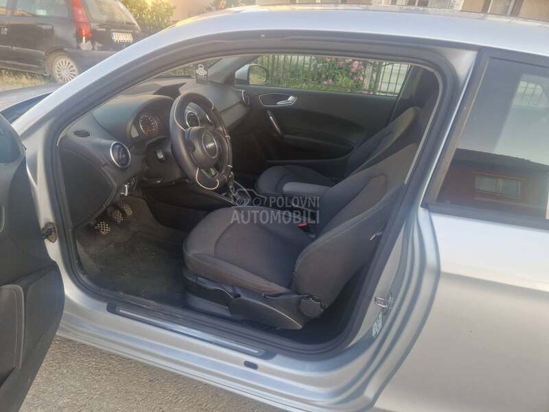 Audi A1 1.6 TDI IZUZEETAN