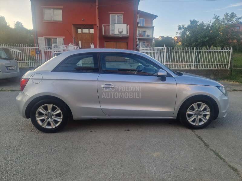 Audi A1 1.6 TDI IZUZEETAN