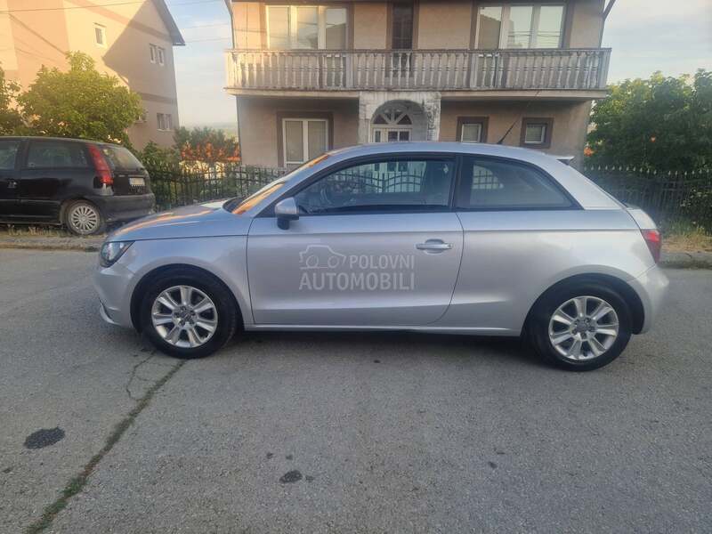 Audi A1 1.6 TDI IZUZEETAN