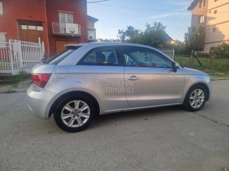 Audi A1 1.6 TDI IZUZEETAN