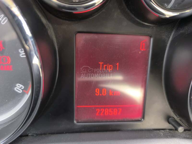 Opel Astra J 1,7cdti
