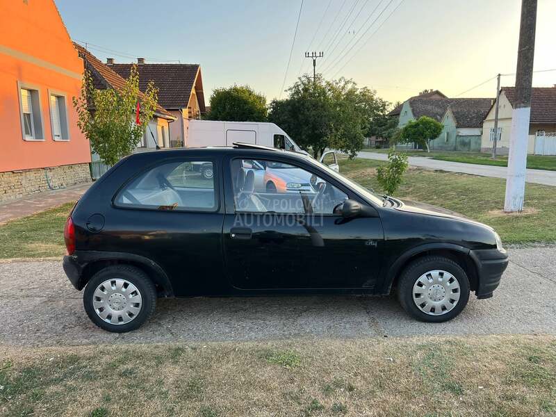 Opel Corsa B 1.2