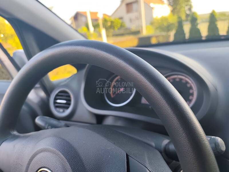 Opel Corsa D 1.4 ECOTEC