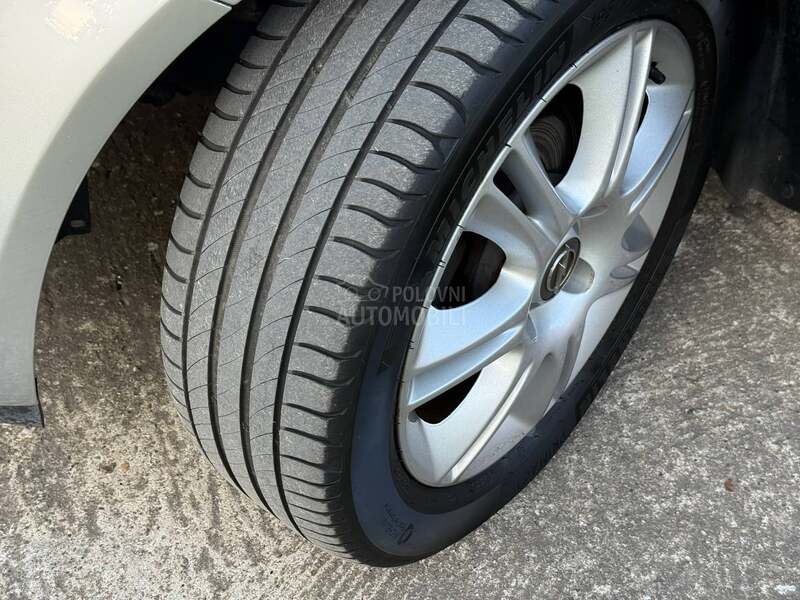 Opel Corsa D 1.4 COSMO NA.VI