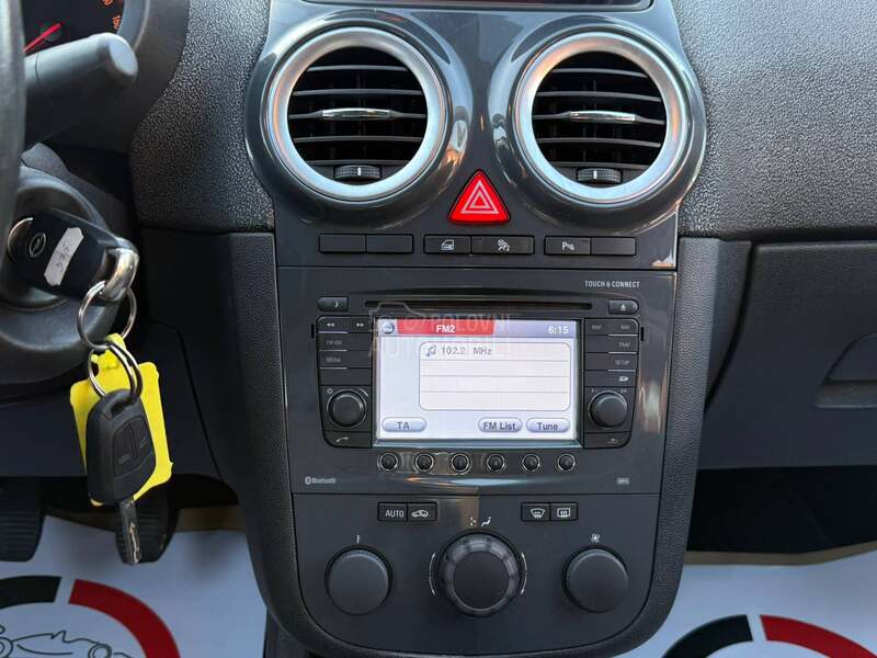 Opel Corsa D 1.4 COSMO NA.VI