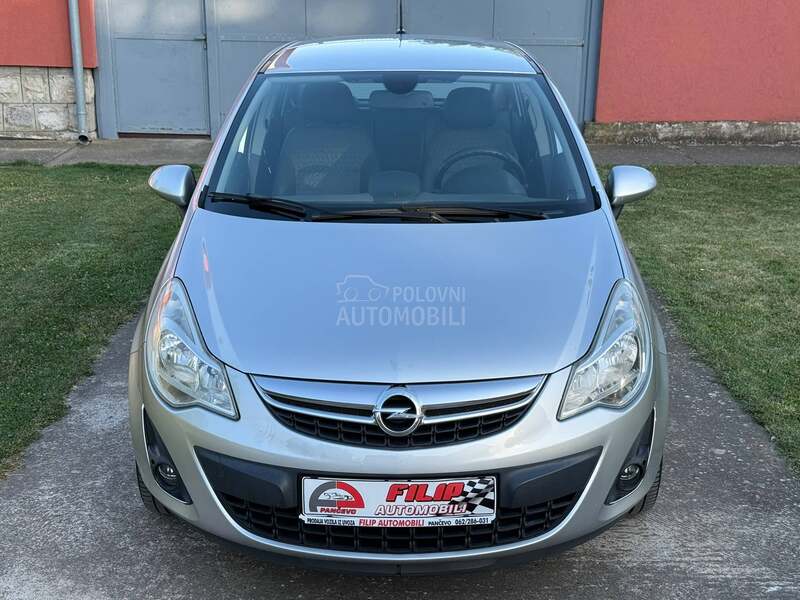 Opel Corsa D 1.4 COSMO NA.VI