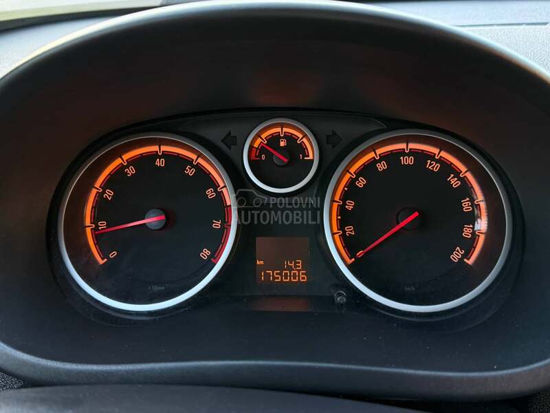 Opel Corsa D 1.4 COSMO NA.VI