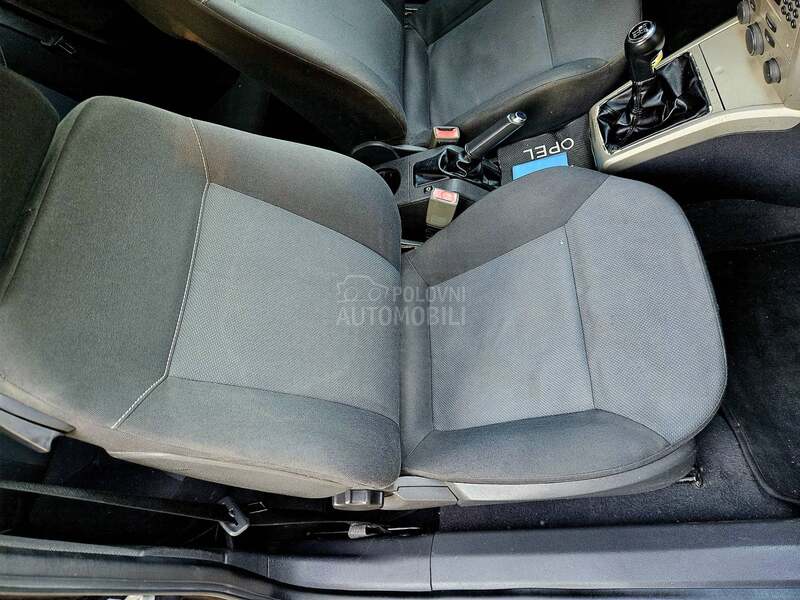 Opel Astra H 1.3  CDTI LUTKAA