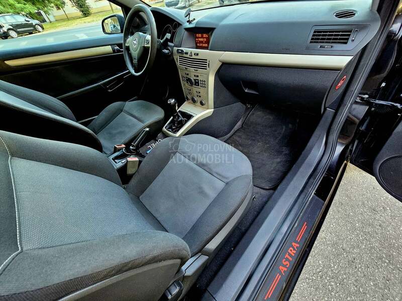 Opel Astra H 1.3  CDTI LUTKAA