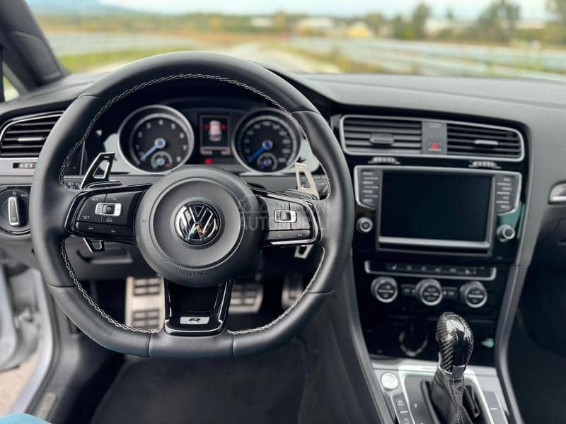 Volkswagen Golf 7 2.0TSI R DSG
