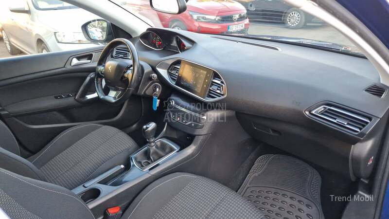 Peugeot 308 1.2 Active Bussines