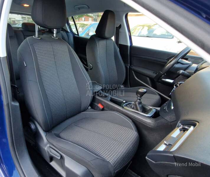 Peugeot 308 1.2 Active Bussines