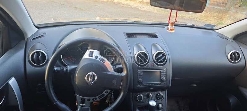 Nissan Qashqai 1.6 dci n-tec 4x4