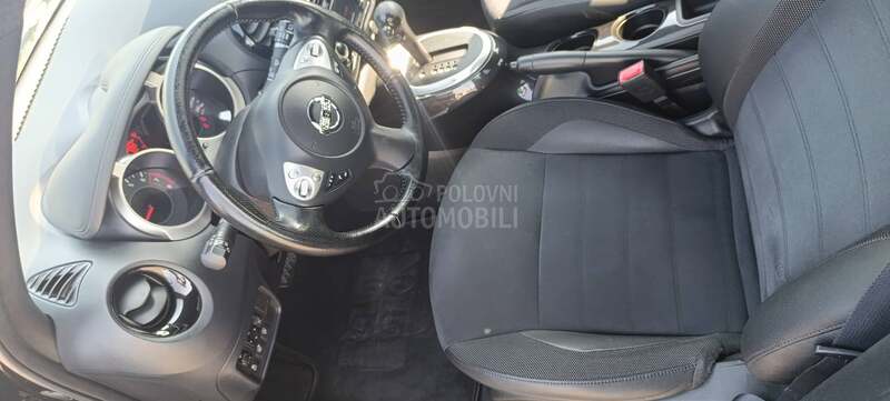Nissan Juke 1.6 PREMIUM CVT
