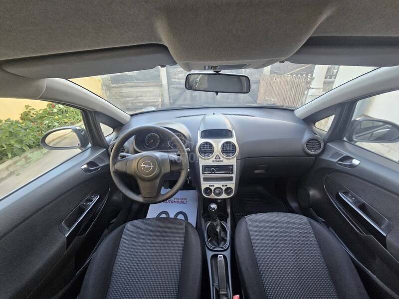 Opel Corsa D 1.2 ben 5 v r a t a