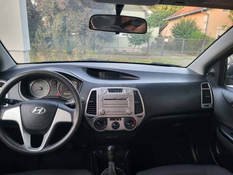 Hyundai i20 