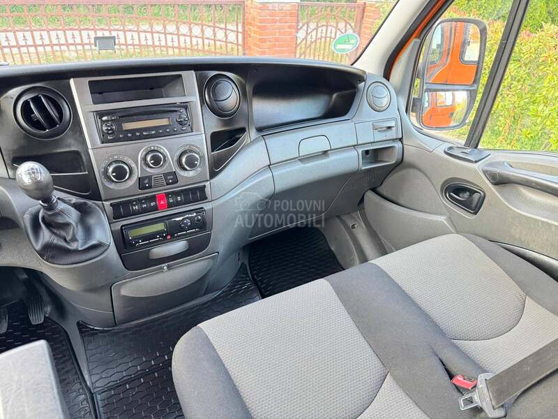 Iveco 35 C17