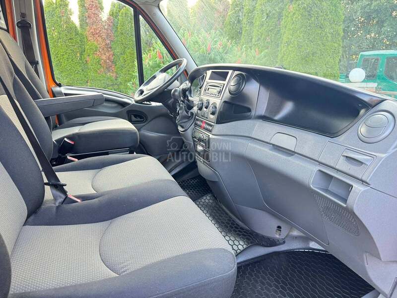 Iveco 35 C17