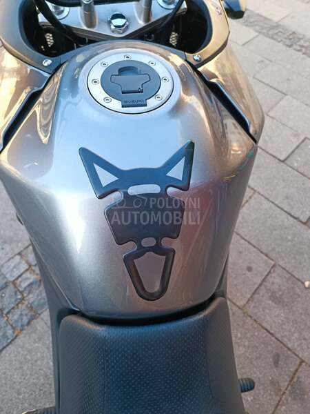 Suzuki V-strom DL-650 ABS