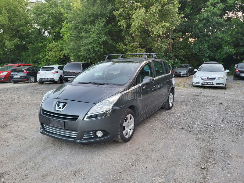 Peugeot 5008 1.6 eHDI 7sedista