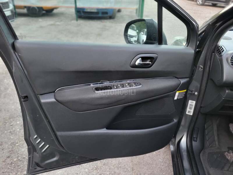 Peugeot 5008 1.6 eHDI 7sedista