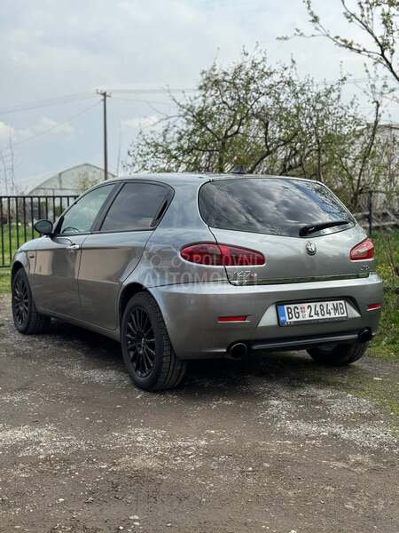 Alfa Romeo 147 1.9 JTD