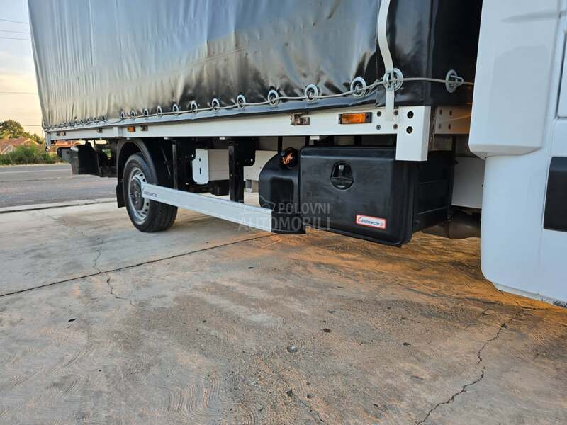 Renault Master RAMPA CERADA KLIMA 5M NOV
