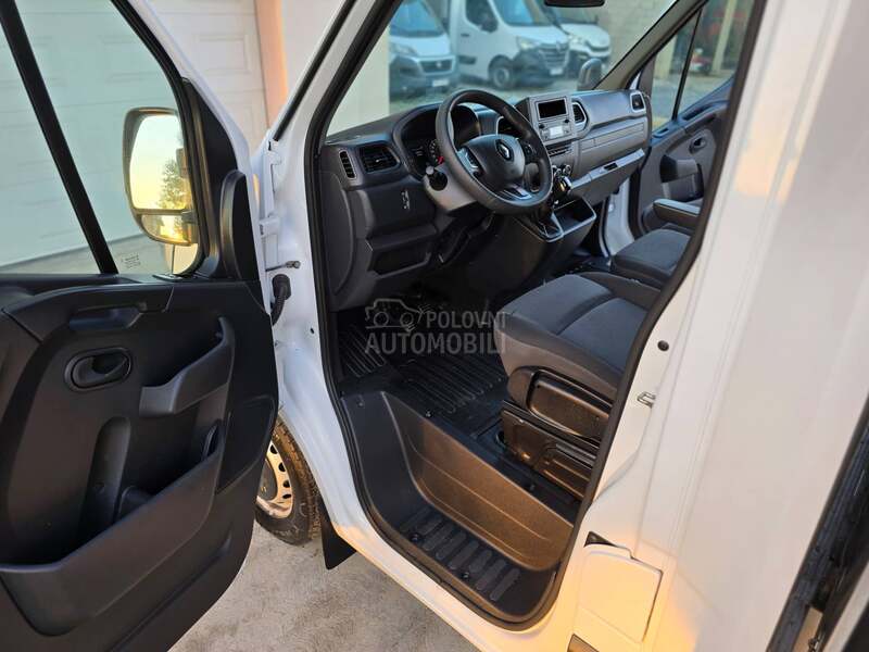 Renault Master RAMPA CERADA KLIMA 5M NOV