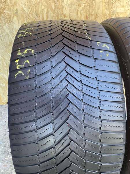 Bridgestone 255/35 R19 Sve sezone