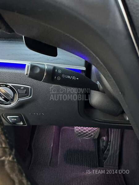 Mercedes Benz E 220 CDI 4MATIC PREMIUM
