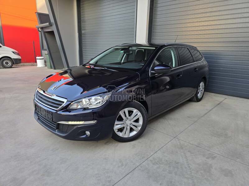 Peugeot 308 1.6 HDI PANO