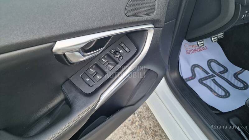 Volvo V40 1.6 HDI R- DESIGN