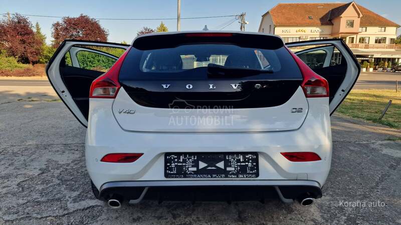 Volvo V40 1.6 HDI R- DESIGN