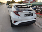 Toyota C-HR 1.8i  H I B R I D