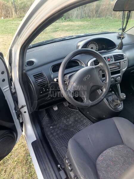 Hyundai Matrix cacak