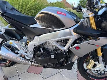 Aprilia Tuono v4 rsv