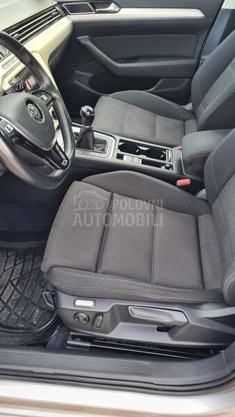 Volkswagen Passat B8 1.6TDI  BLUEMOTION