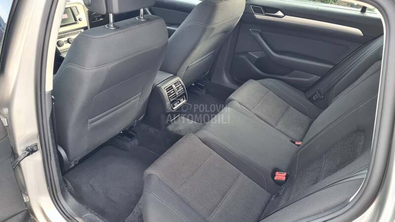 Volkswagen Passat B8 1.6TDI  BLUEMOTION